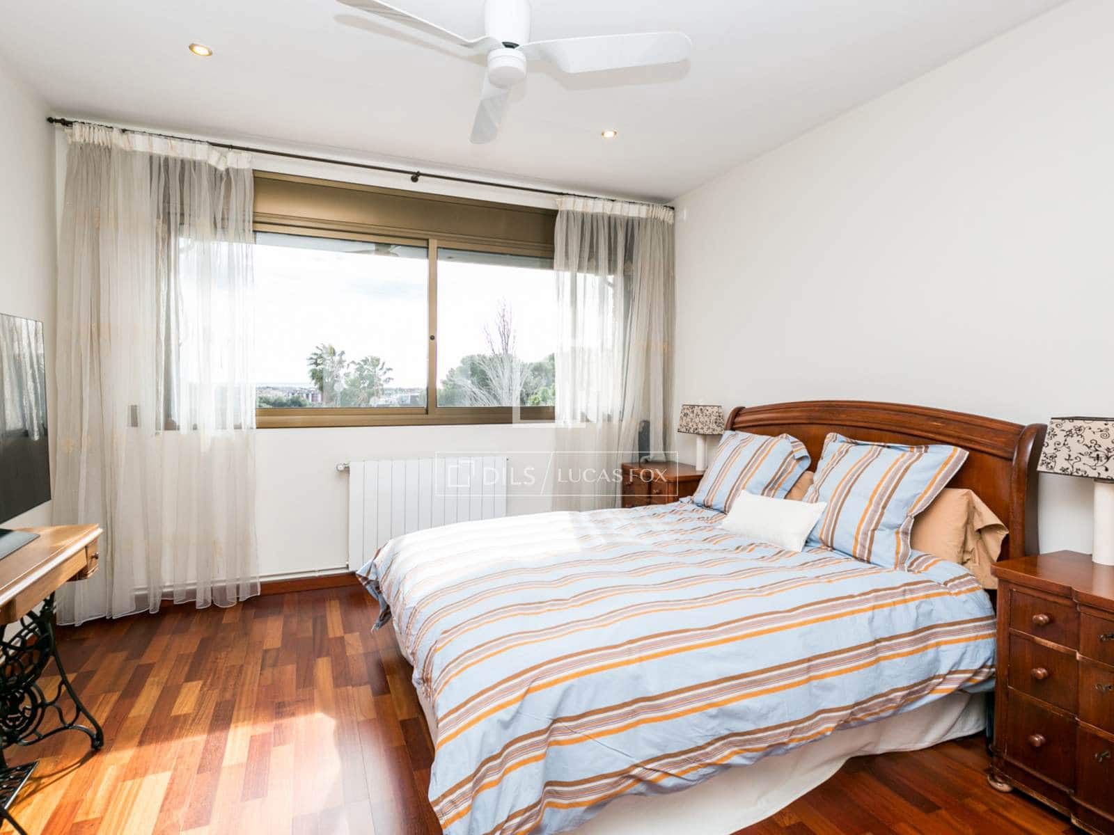 5 Zimmer Villa zu vermieten in Castelldefels mit Pool Garage - 5.800 € (Ref: 9614531)