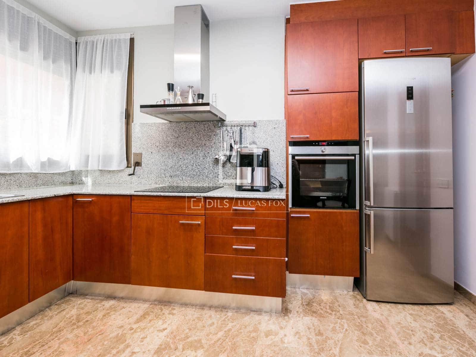 5 Zimmer Villa zu vermieten in Castelldefels mit Pool Garage - 5.800 € (Ref: 9614531)