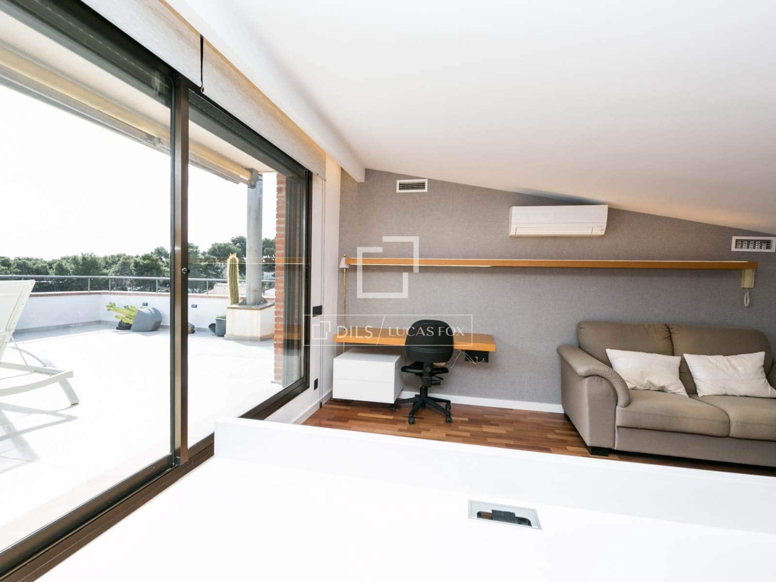 5 Zimmer Villa zu vermieten in Castelldefels mit Pool Garage - 5.800 € (Ref: 9614531)