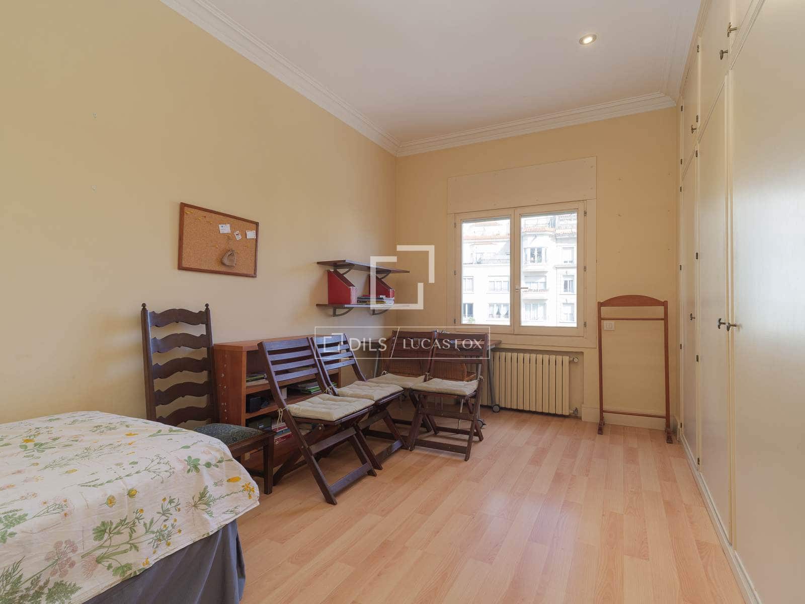 6 bedroom Apartment for sale in Barcelona city with garage - € 2,490,000 (Ref: 9618444)