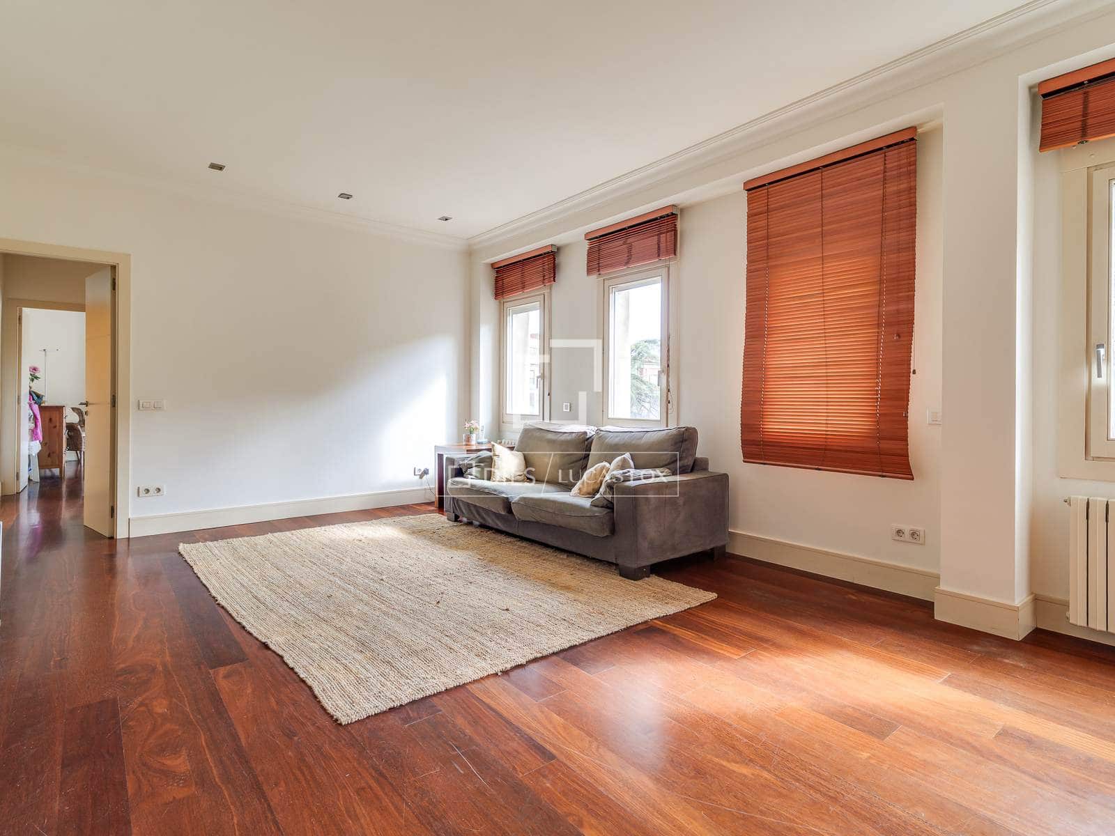 6 bedroom Apartment for sale in Barcelona city with garage - € 2,490,000 (Ref: 9618444)