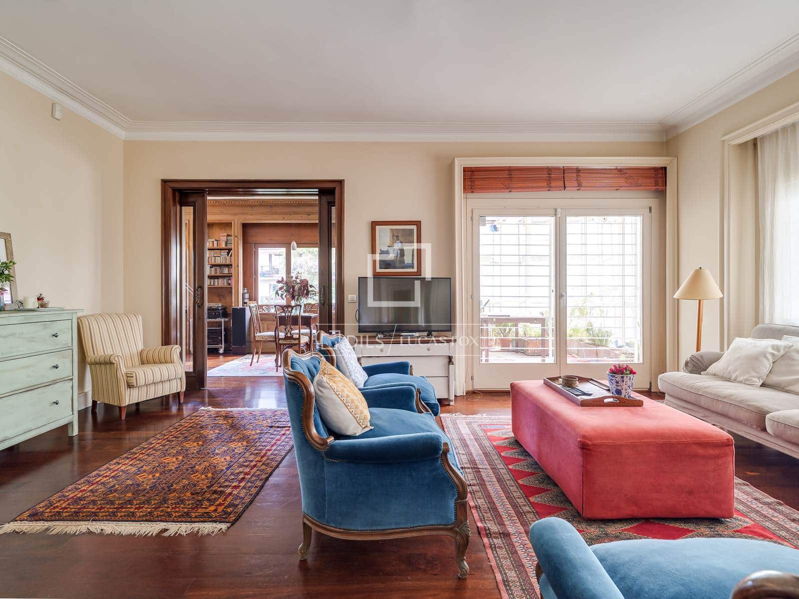 6 bedroom Apartment for sale in Barcelona city with garage - € 2,490,000 (Ref: 9618444)