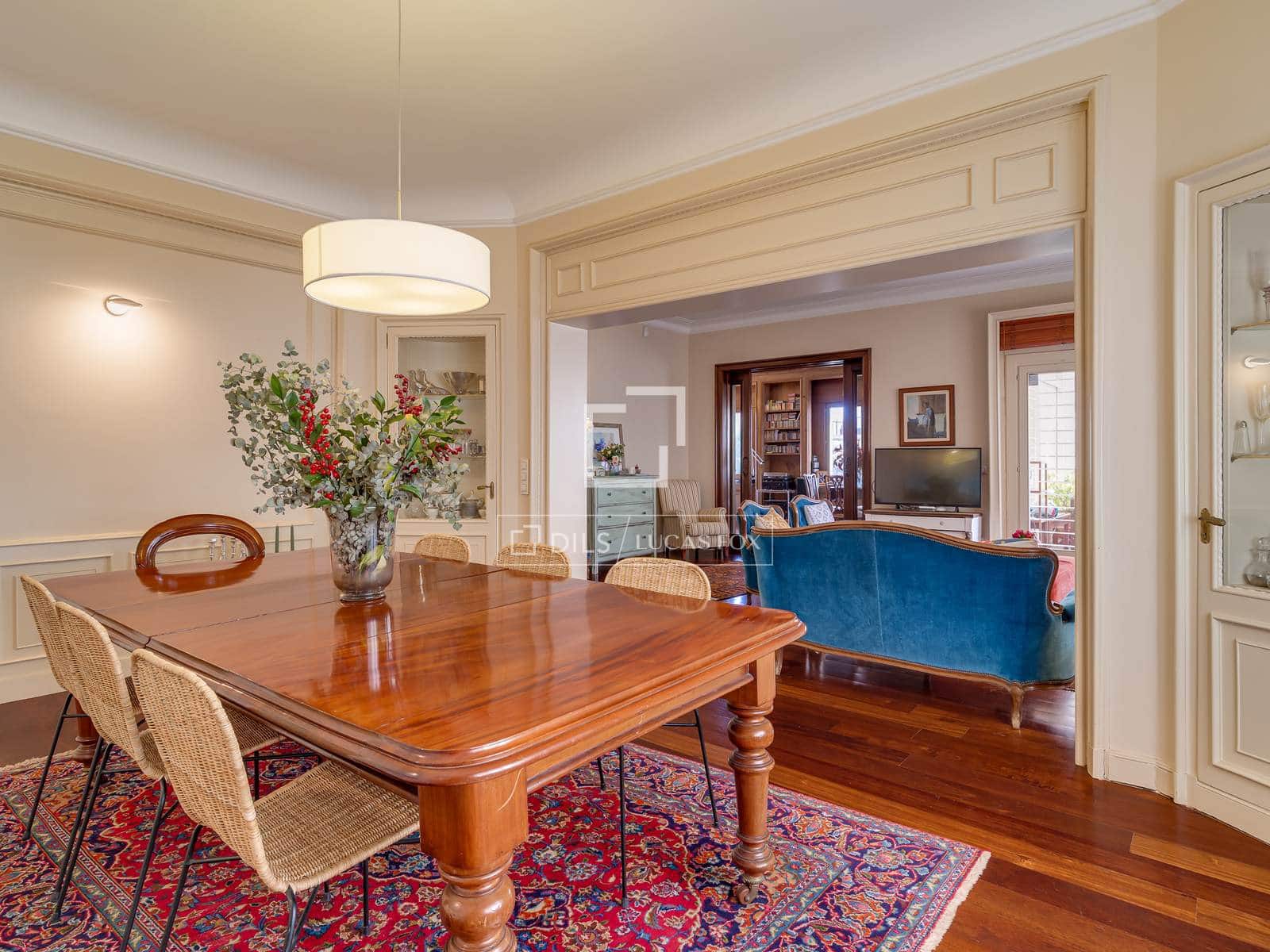 6 bedroom Apartment for sale in Barcelona city with garage - € 2,490,000 (Ref: 9618444)