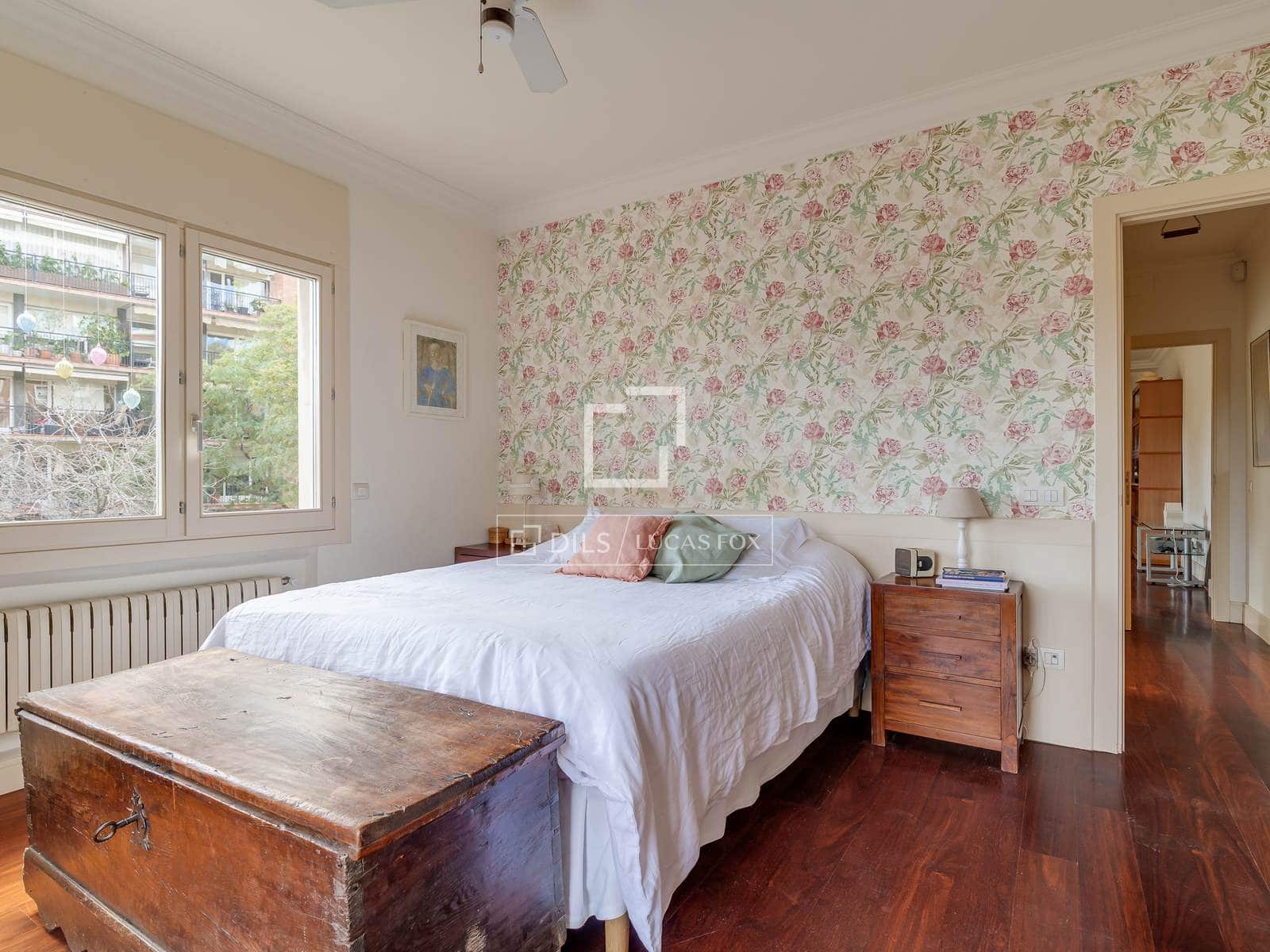 6 bedroom Apartment for sale in Barcelona city with garage - € 2,490,000 (Ref: 9618444)