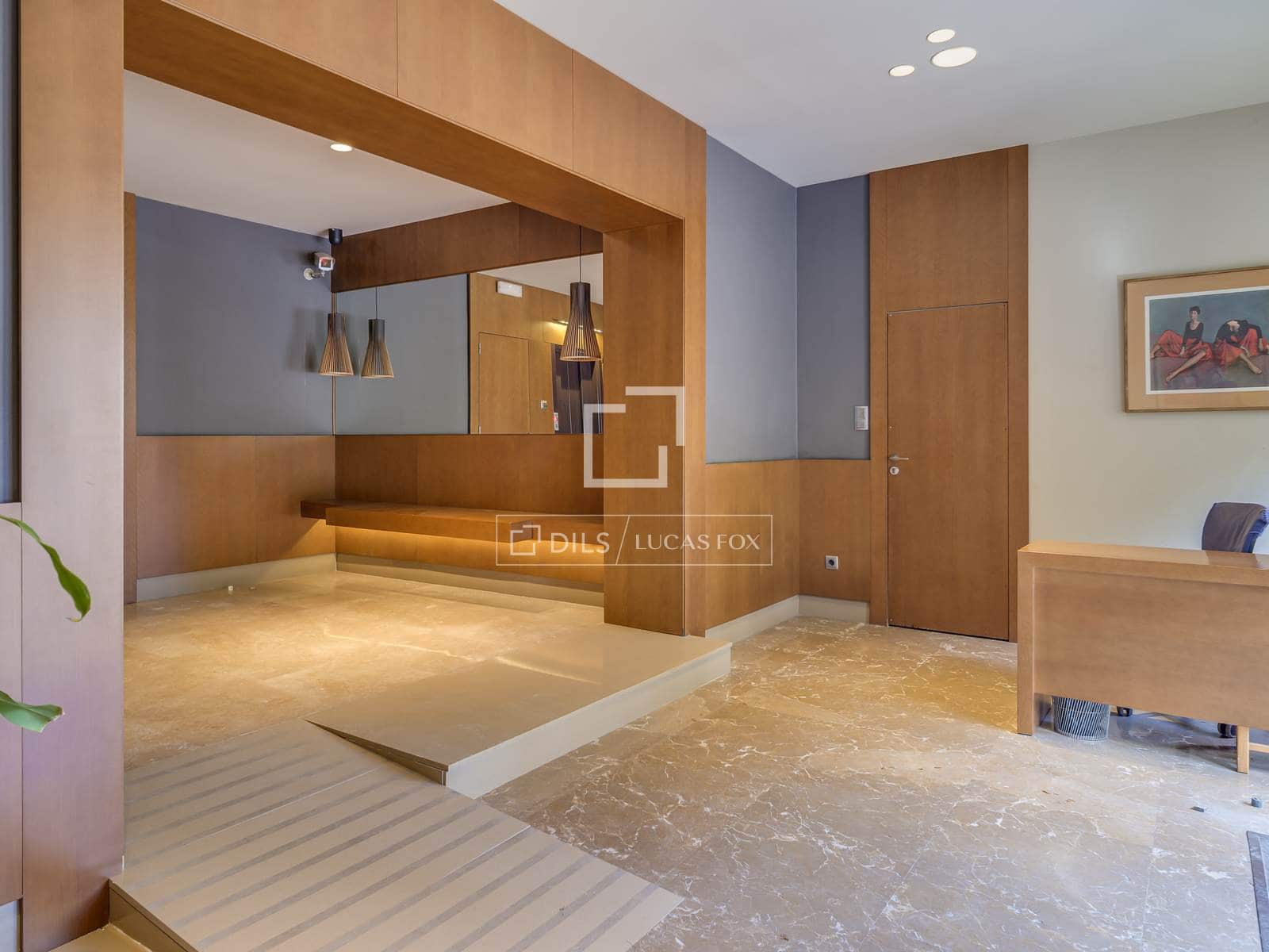 6 bedroom Apartment for sale in Barcelona city with garage - € 2,490,000 (Ref: 9618444)