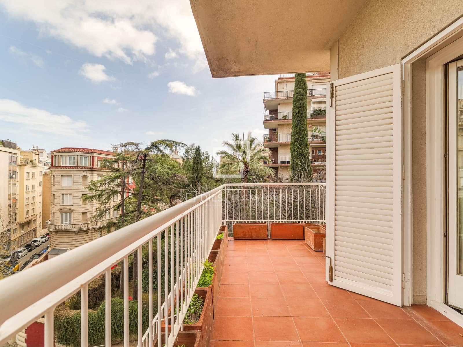 6 bedroom Apartment for sale in Barcelona city with garage - € 2,490,000 (Ref: 9618444)