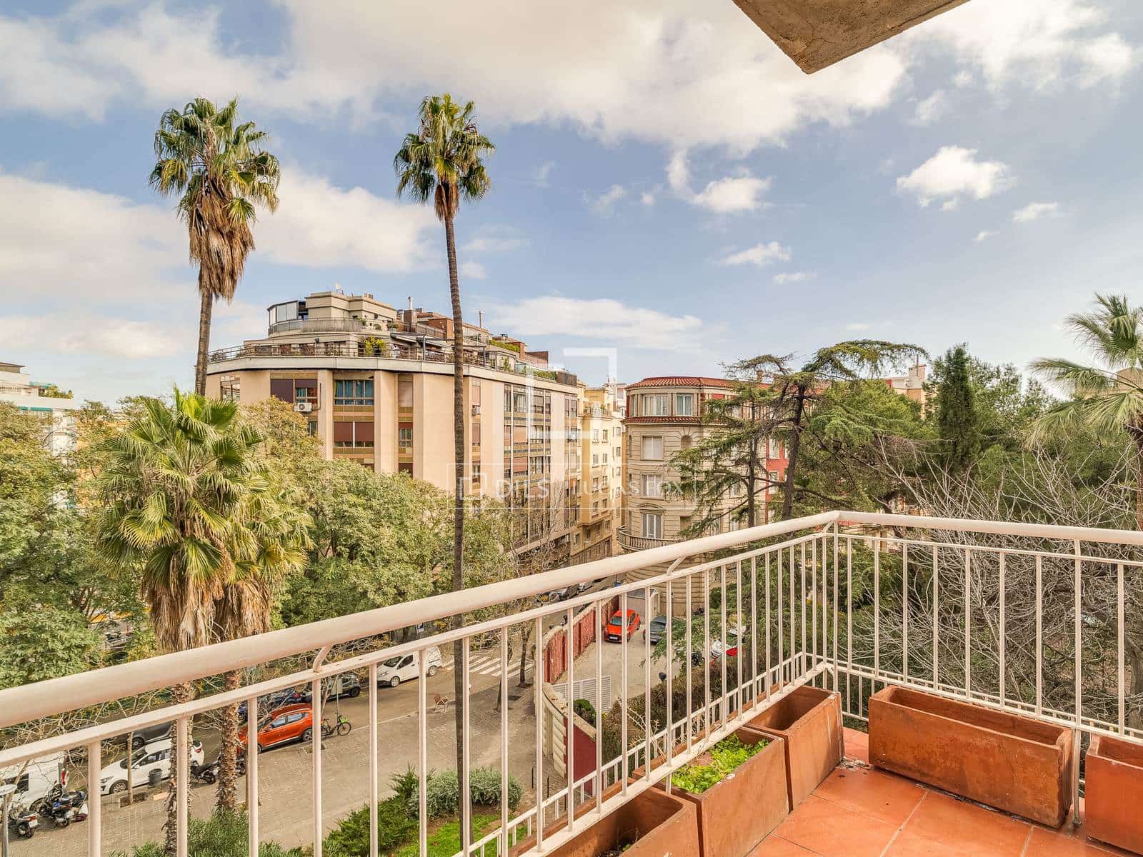 6 bedroom Apartment for sale in Barcelona city with garage - € 2,490,000 (Ref: 9618444)