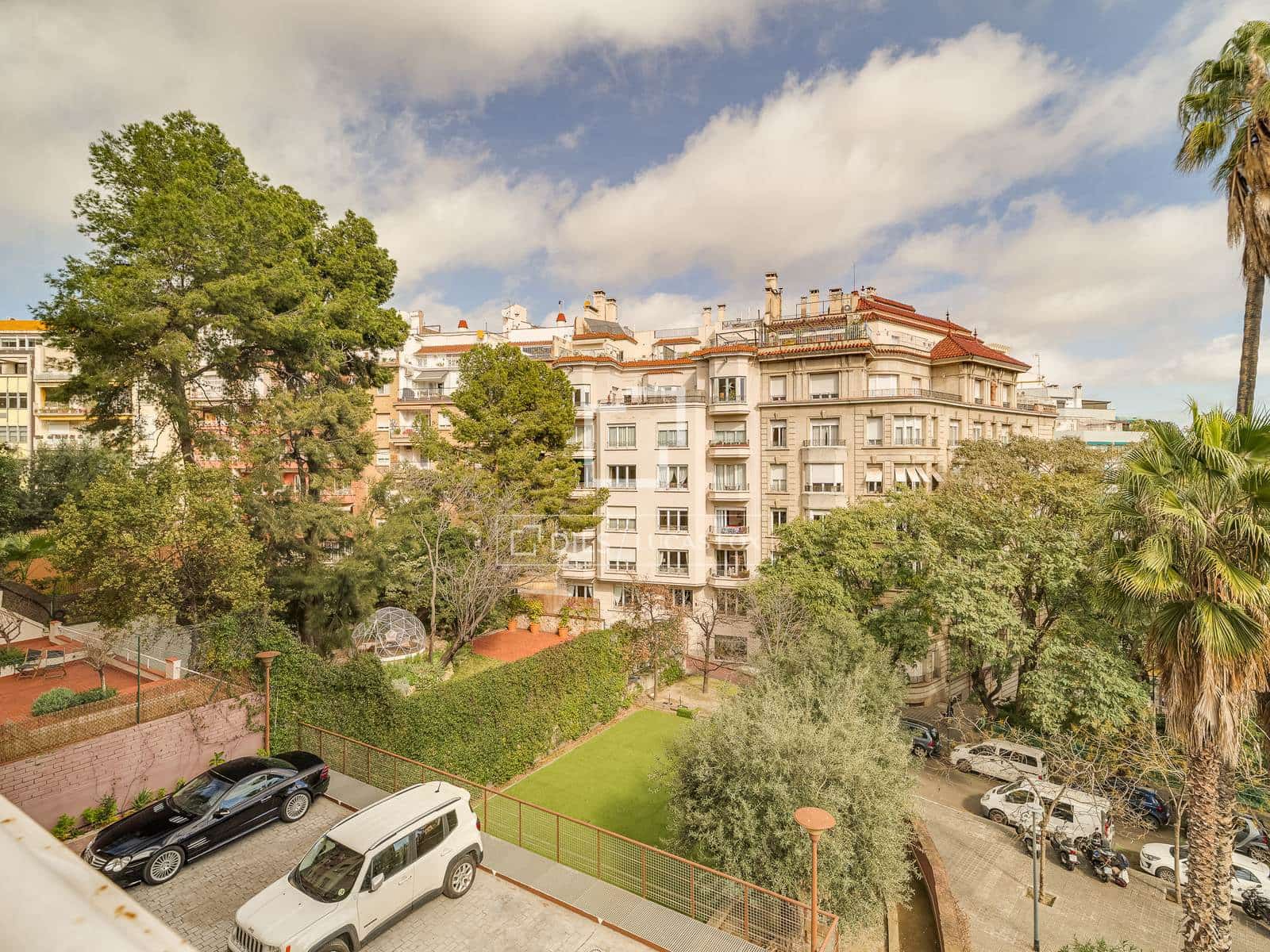 6 bedroom Apartment for sale in Barcelona city with garage - € 2,490,000 (Ref: 9618444)