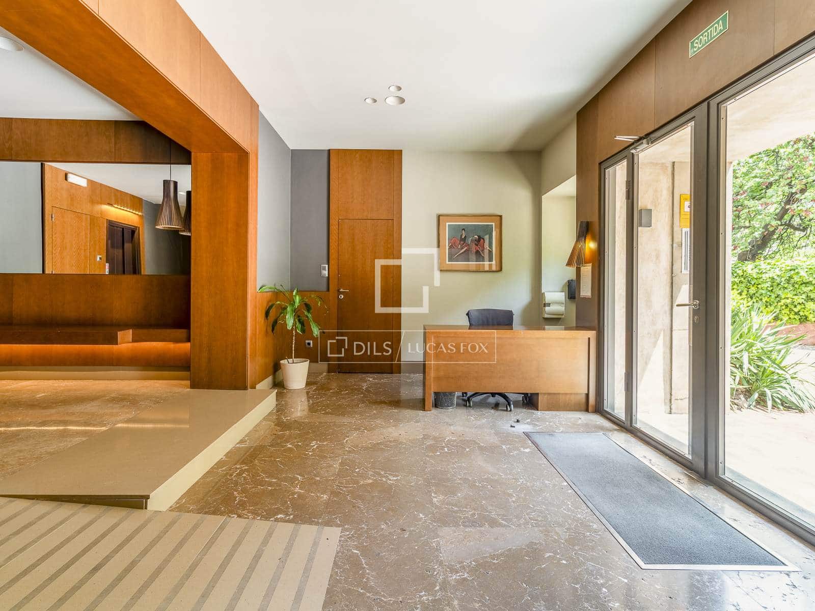 6 soveværelse Lejlighed til salg i Barcelona by med garage - € 2.490.000 (Ref: 9618444)