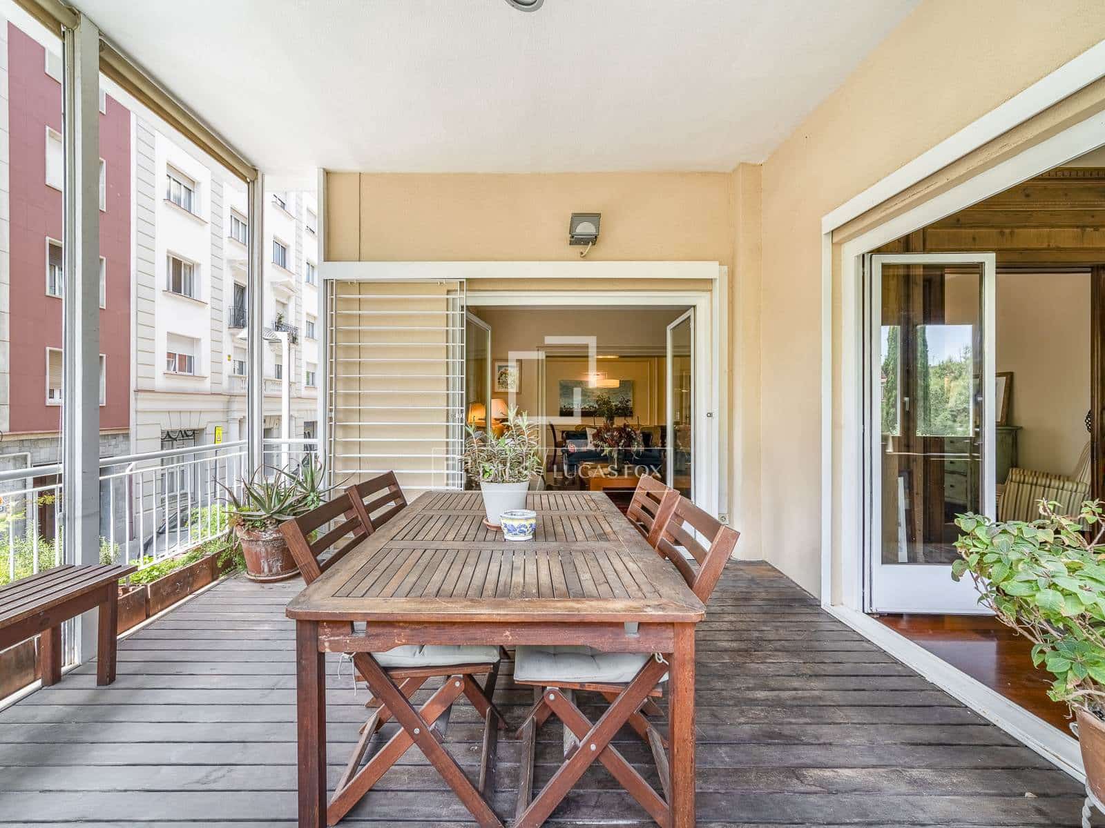6 soveværelse Lejlighed til salg i Barcelona by med garage - € 2.490.000 (Ref: 9618444)