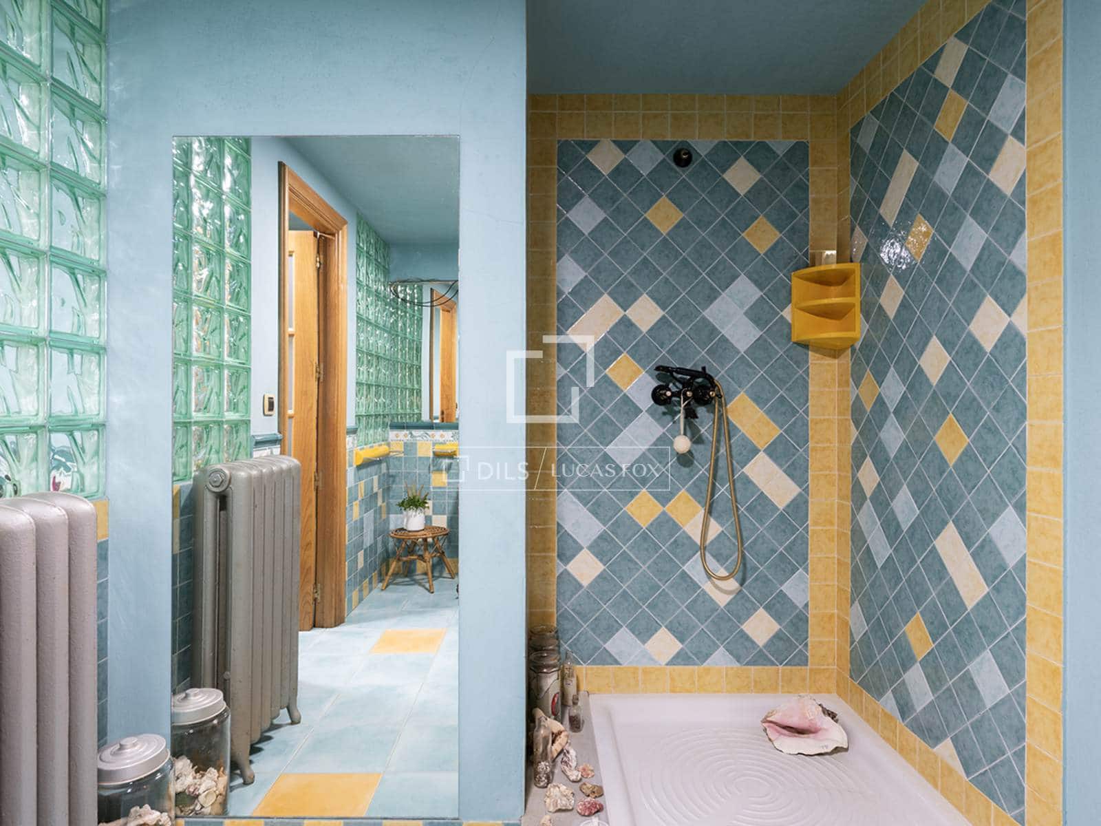 4 soveværelse Finca/Landehus til salg i Boiro med swimmingpool garage - € 2.300.000 (Ref: 9618580)