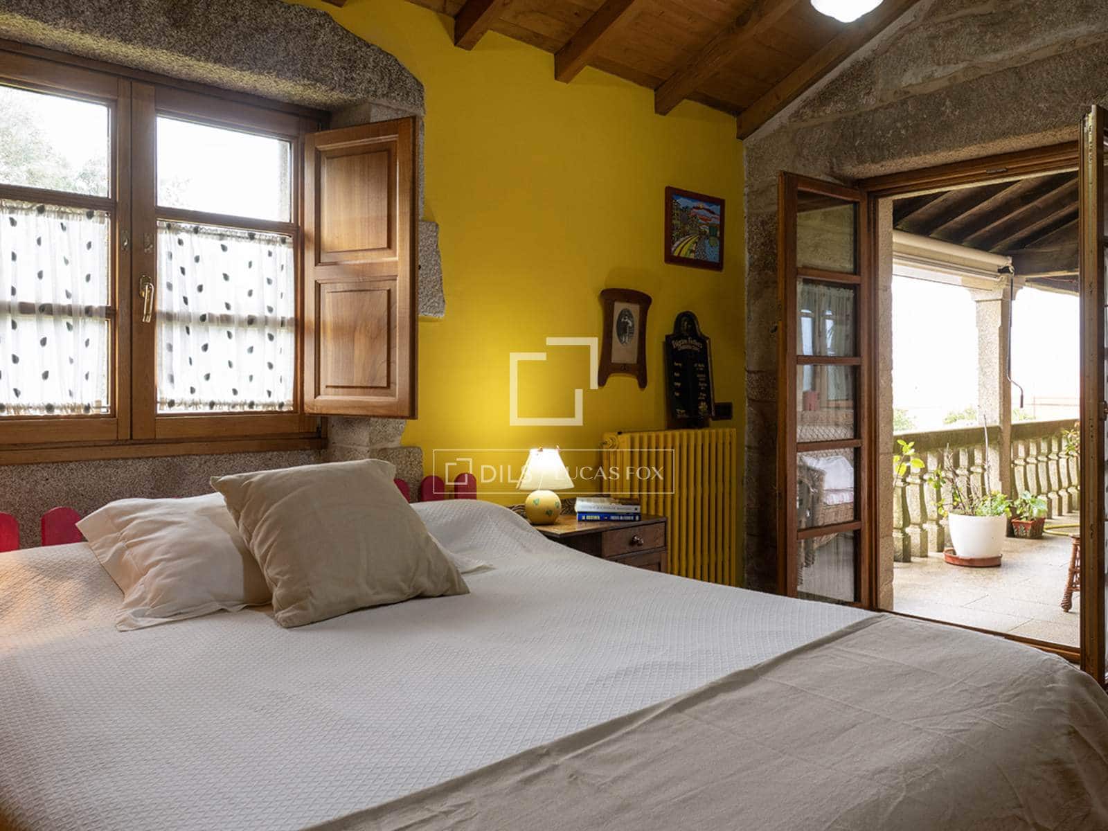 4 soveværelse Finca/Landehus til salg i Boiro med swimmingpool garage - € 2.300.000 (Ref: 9618580)