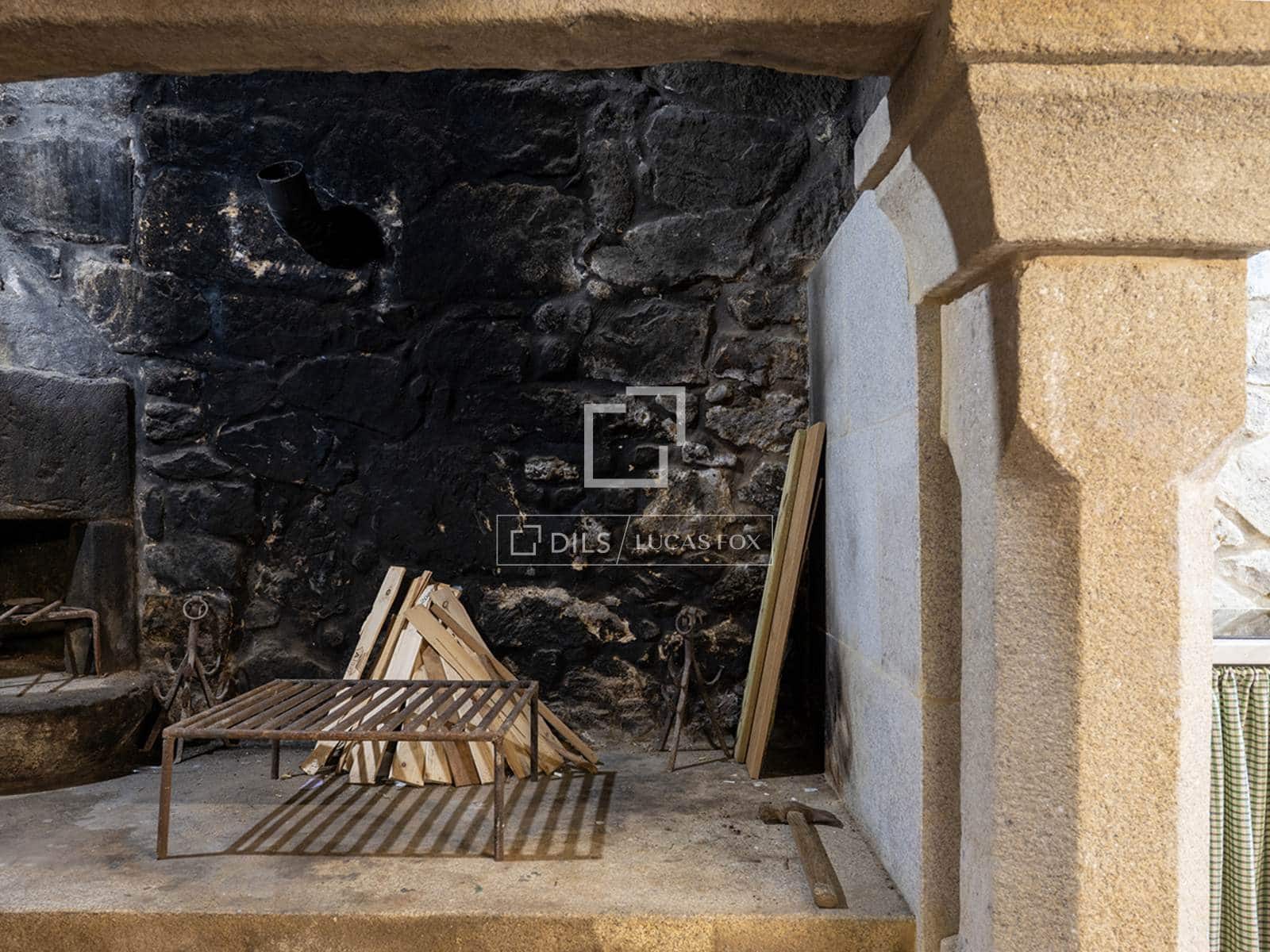 4 soveværelse Finca/Landehus til salg i Boiro med swimmingpool garage - € 2.300.000 (Ref: 9618580)