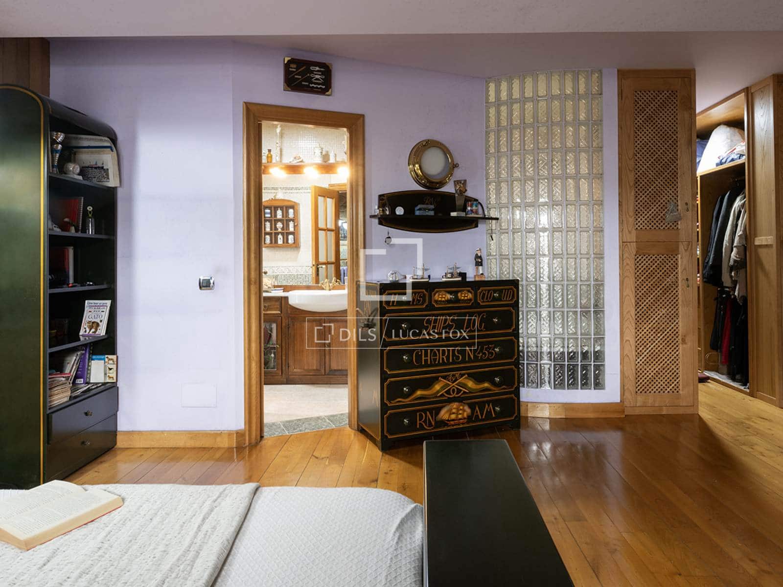 4 soveværelse Finca/Landehus til salg i Boiro med swimmingpool garage - € 2.300.000 (Ref: 9618580)