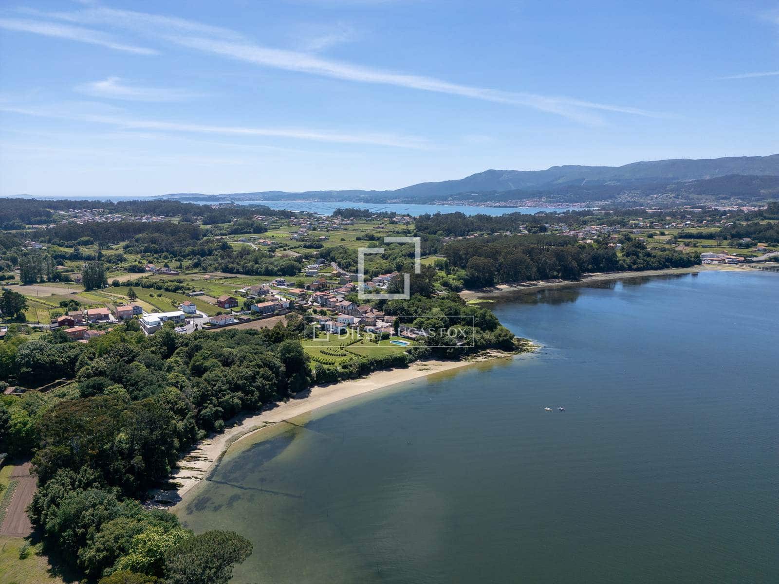 4 soverom Finca/Herregård til salgs i Boiro med svømmebasseng garasje - € 2 300 000 (Ref: 9618580)