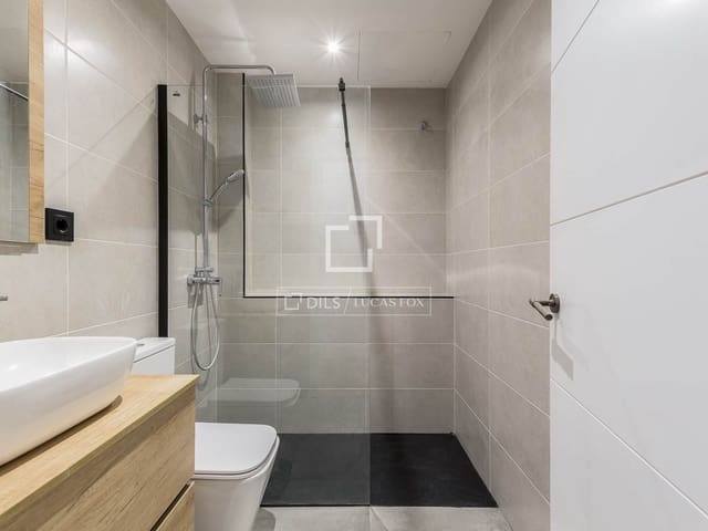 1 slaapkamer Appartement te koop in Barcelona stad - € 285.000 (Ref: 9618581)