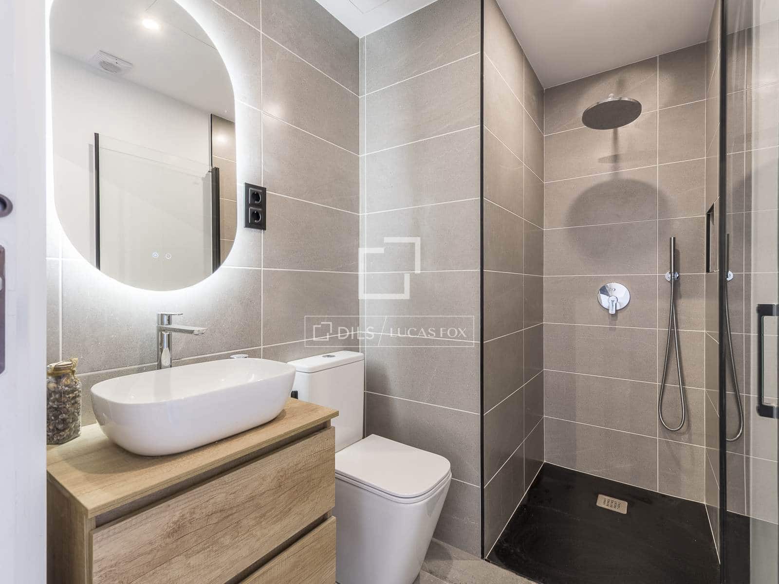 1 soveværelse Lejlighed til salg i Barcelona by - € 359.000 (Ref: 9618582)