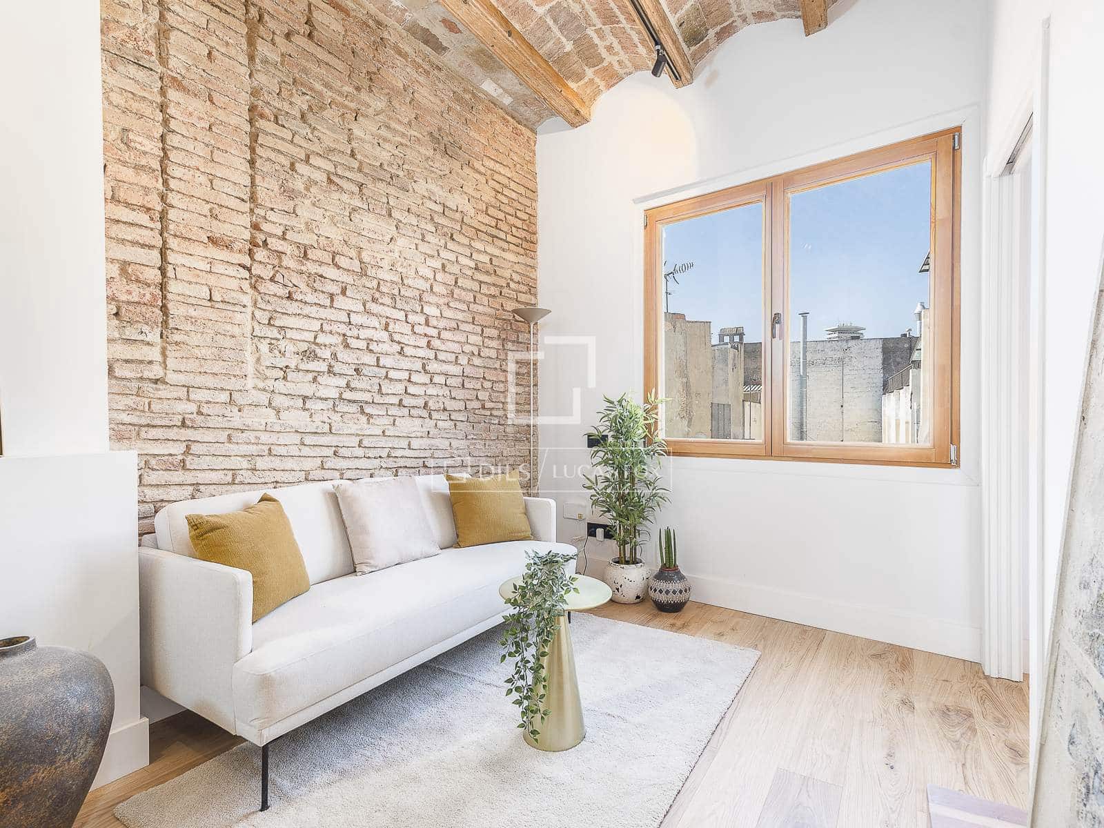 1 soveværelse Lejlighed til salg i Barcelona by - € 359.000 (Ref: 9618582)