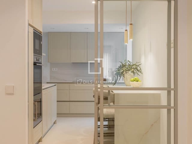 3 bedroom Apartment for sale in Recoletos, Madrid city with garage - € 3,200,000 (Ref: 9618647)