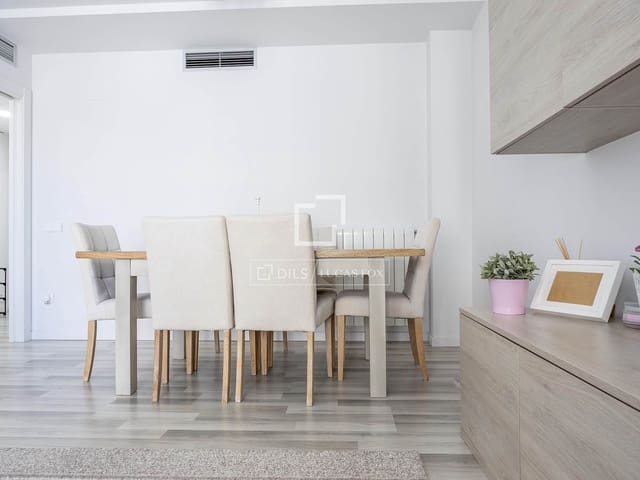 3 slaapkamer Appartement te huur in Valencia stad met garage - € 2.500 (Ref: 9618792)