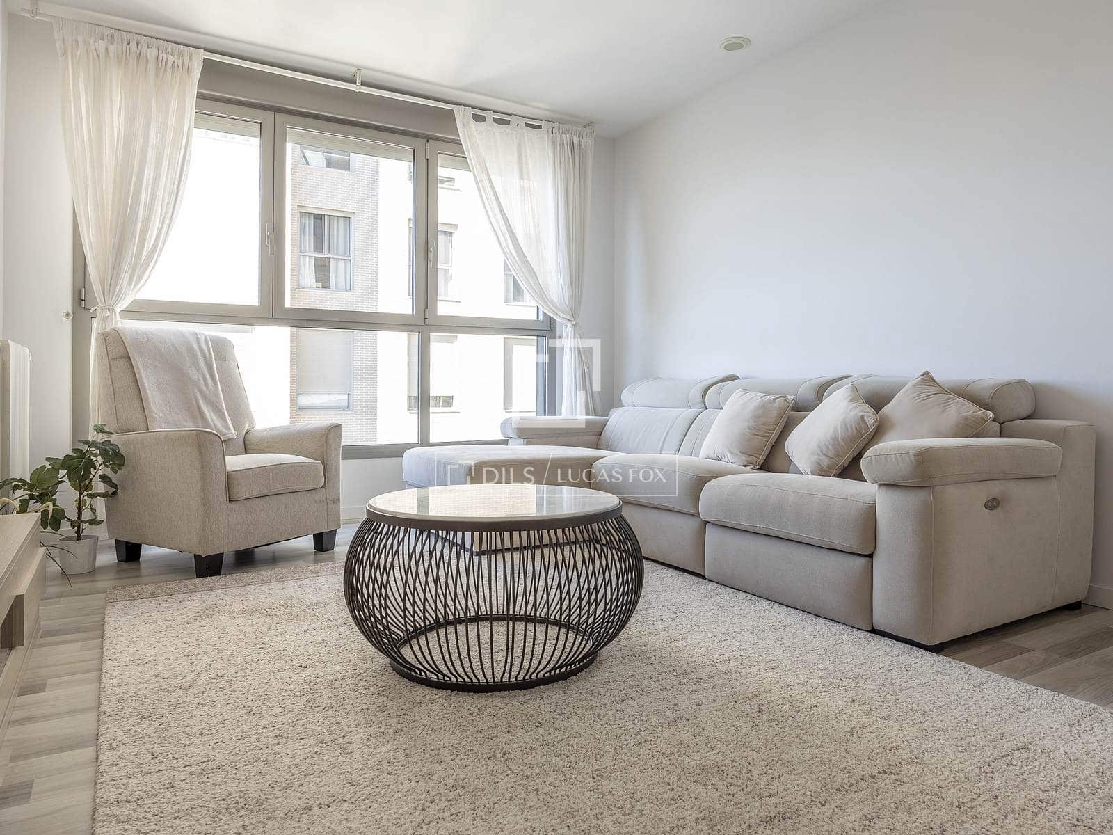 3 sovrum Lägenhet att hyra i Valencia stad med garage - 2 500 € (Ref: 9618792)