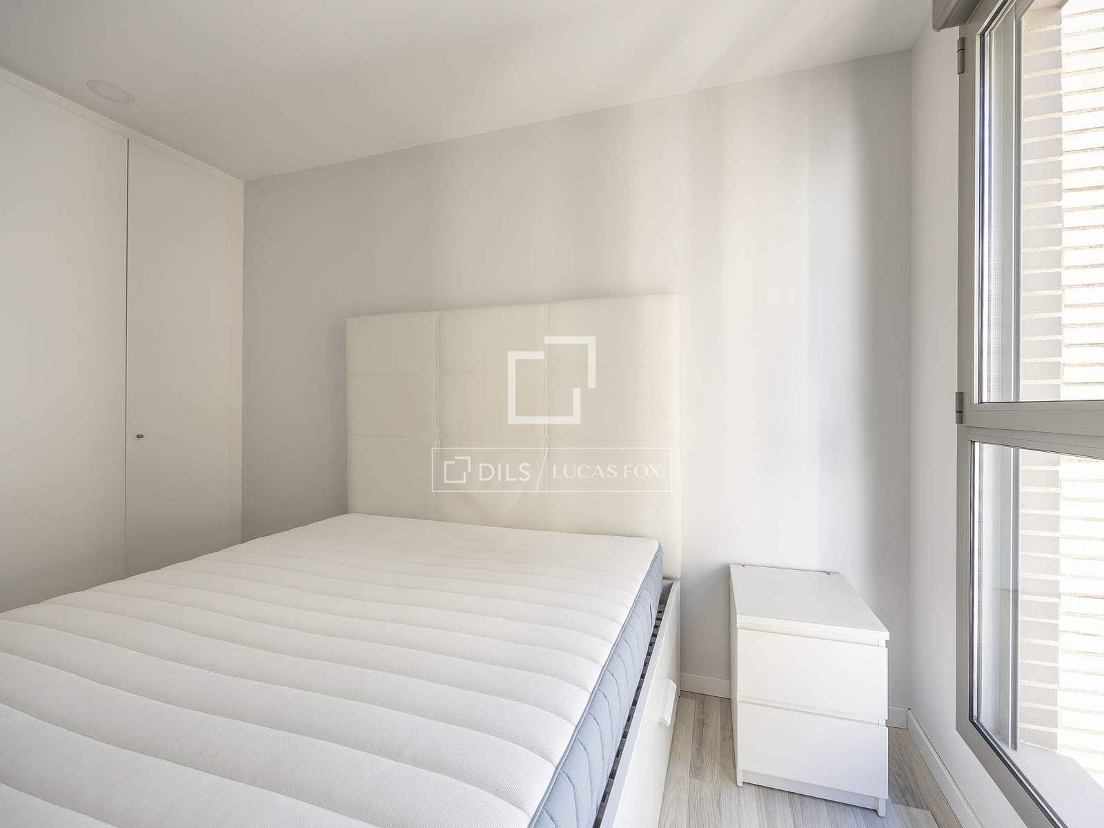 3 sovrum Lägenhet att hyra i Valencia stad med garage - 2 500 € (Ref: 9618792)