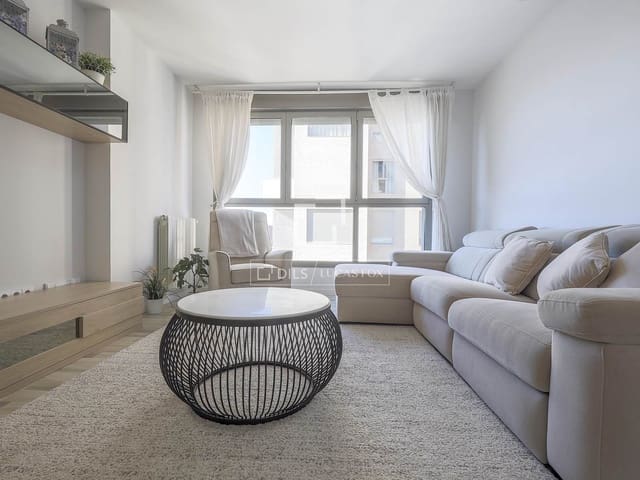 3 slaapkamer Appartement te huur in Valencia stad met garage - € 2.500 (Ref: 9618792)