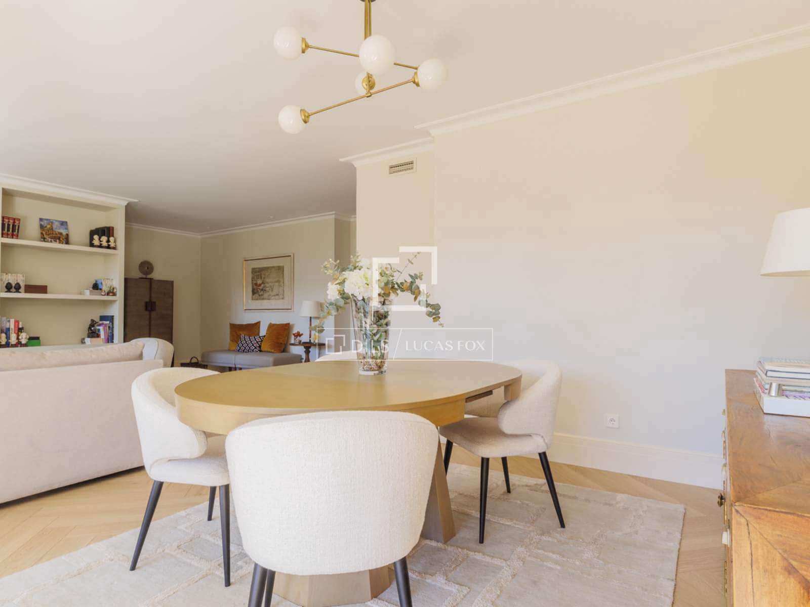 Apartamento de 4 habitaciones en Pozuelo de Alarcón en venta con piscina garaje - 1.940.000 € (Ref: 9618859)