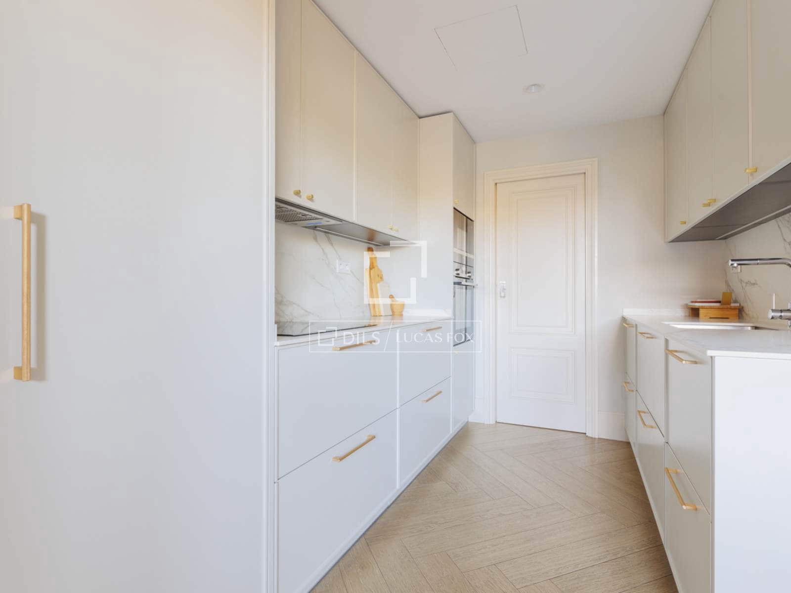 Apartamento de 4 habitaciones en Pozuelo de Alarcón en venta con piscina garaje - 1.940.000 € (Ref: 9618859)