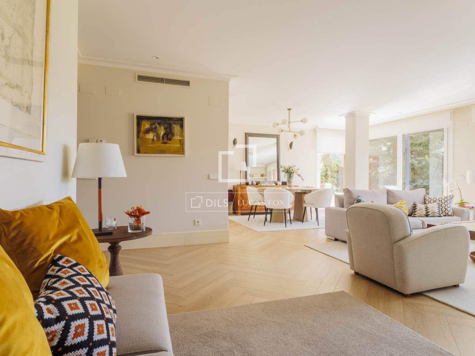 Apartamento de 4 habitaciones en Pozuelo de Alarcón en venta con piscina garaje - 1.940.000 € (Ref: 9618859)