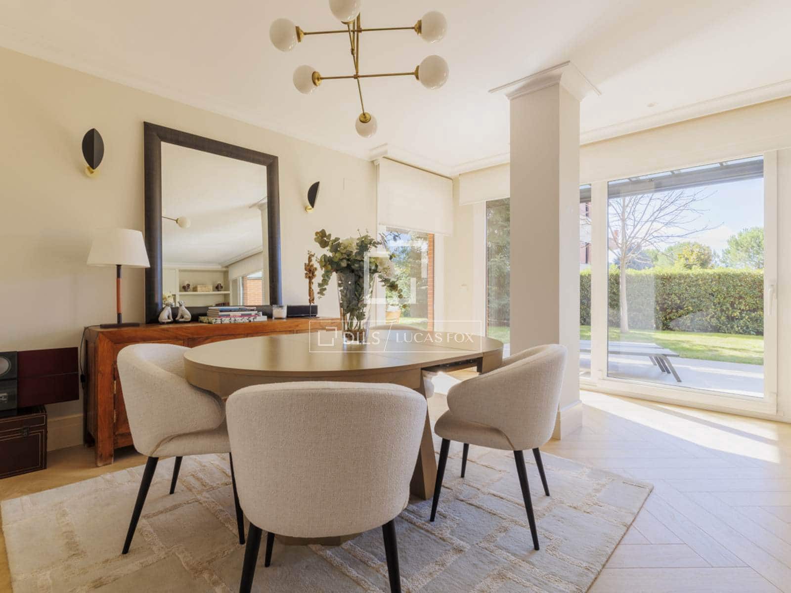 Apartamento de 4 habitaciones en Pozuelo de Alarcón en venta con piscina garaje - 1.940.000 € (Ref: 9618859)