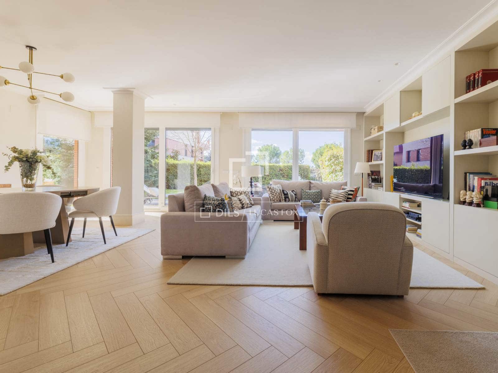 Apartamento de 4 habitaciones en Pozuelo de Alarcón en venta con piscina garaje - 1.940.000 € (Ref: 9618859)