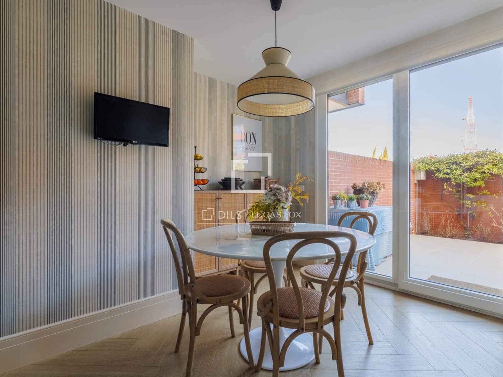 Apartamento de 4 habitaciones en Pozuelo de Alarcón en venta con piscina garaje - 1.940.000 € (Ref: 9618859)