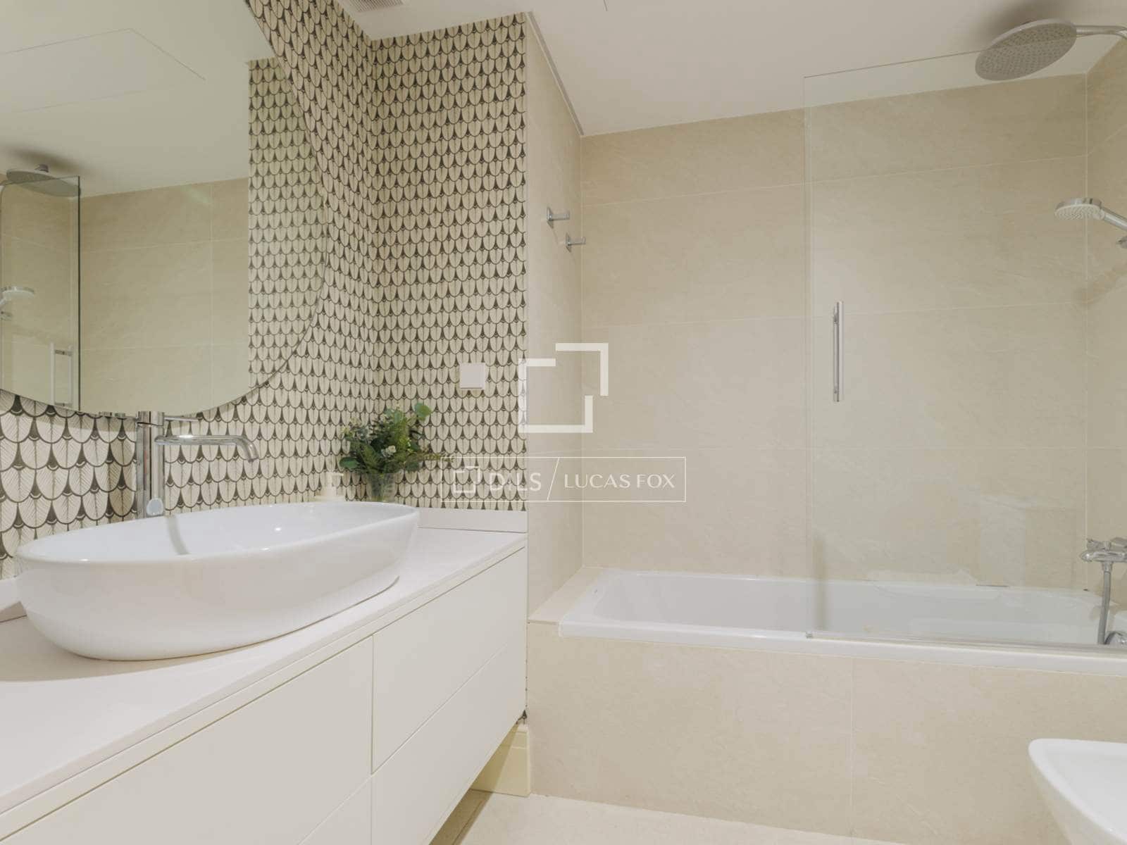 Apartamento de 4 habitaciones en Pozuelo de Alarcón en venta con piscina garaje - 1.940.000 € (Ref: 9618859)