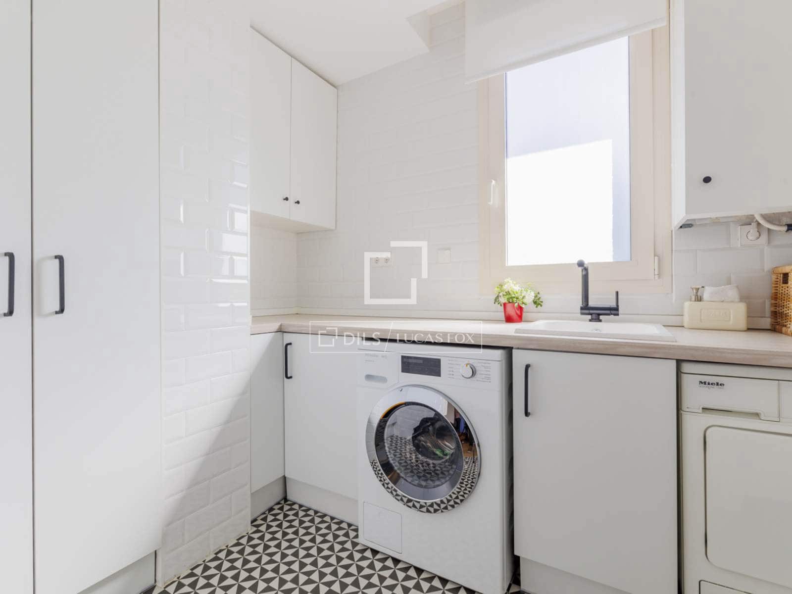 Apartamento de 4 habitaciones en Pozuelo de Alarcón en venta con piscina garaje - 1.940.000 € (Ref: 9618859)