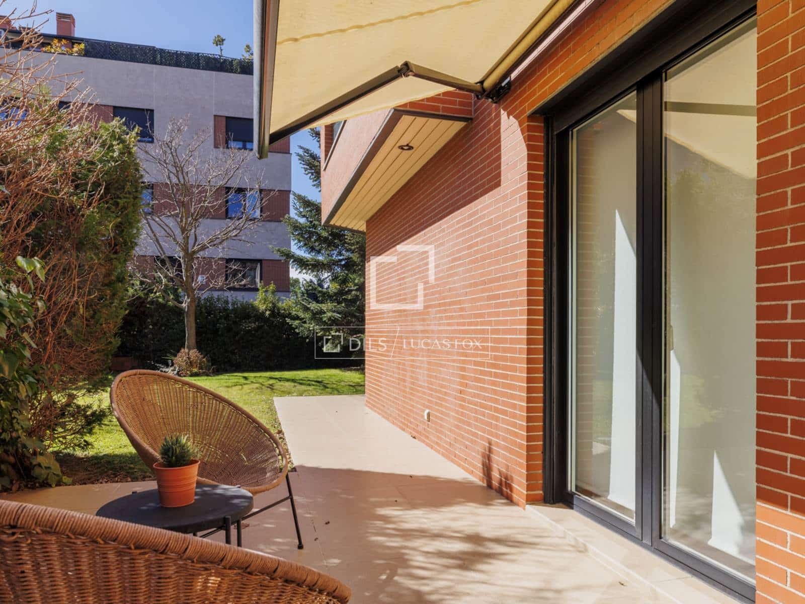 Apartamento de 4 habitaciones en Pozuelo de Alarcón en venta con piscina garaje - 1.940.000 € (Ref: 9618859)