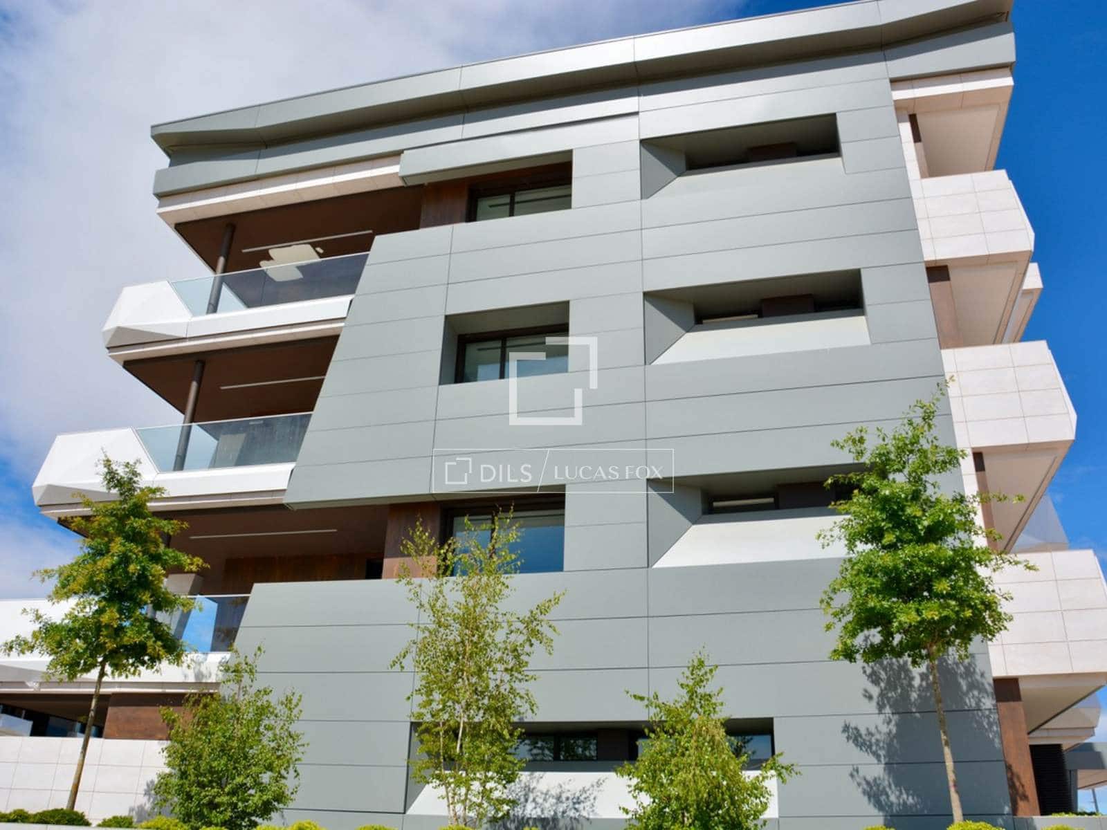 3 soveværelse Lejlighed til salg i Pozuelo de Alarcon med garage - € 2.150.000 (Ref: 9620701)