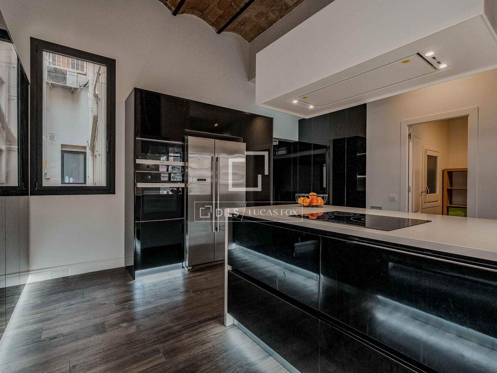 3 bedroom Apartment for sale in Barcelona city - € 1,590,000 (Ref: 9622887)