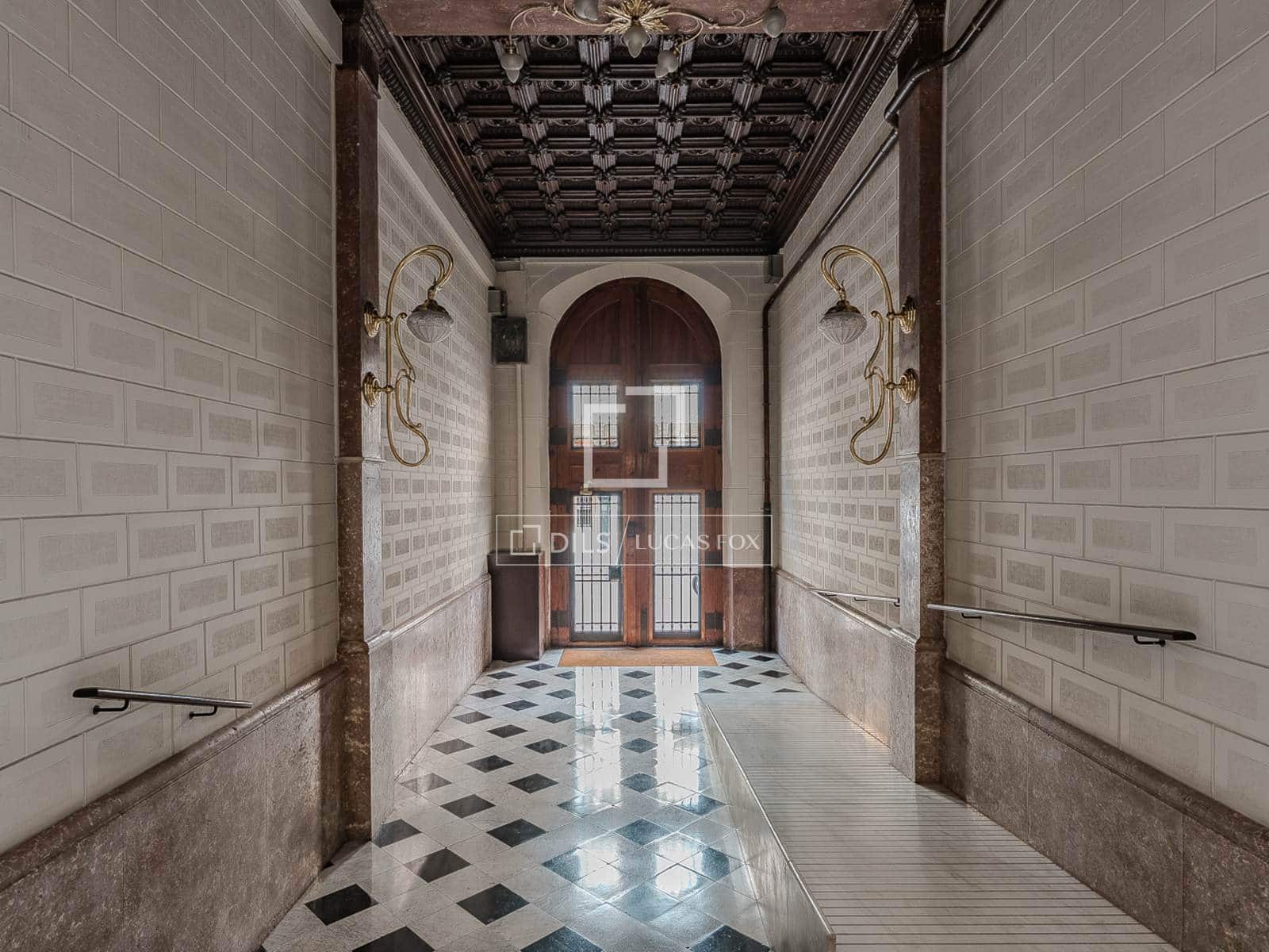 3 bedroom Apartment for sale in Barcelona city - € 1,590,000 (Ref: 9622887)