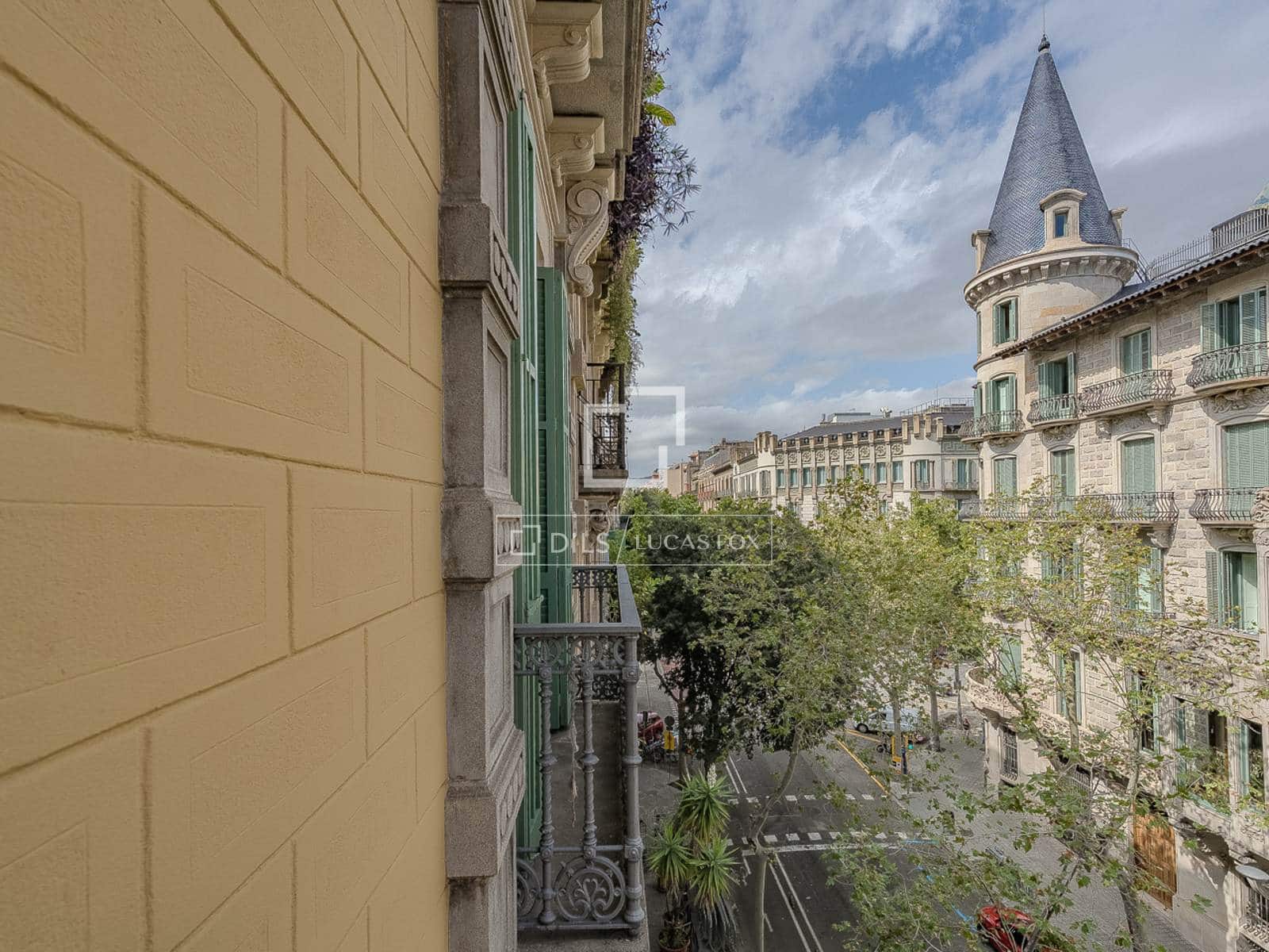 3 bedroom Apartment for sale in Barcelona city - € 1,590,000 (Ref: 9622887)