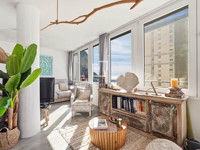 2 quarto Apartamento para venda em Calpe / Calp com piscina garagem - 519 000 € (Ref: 9622888)