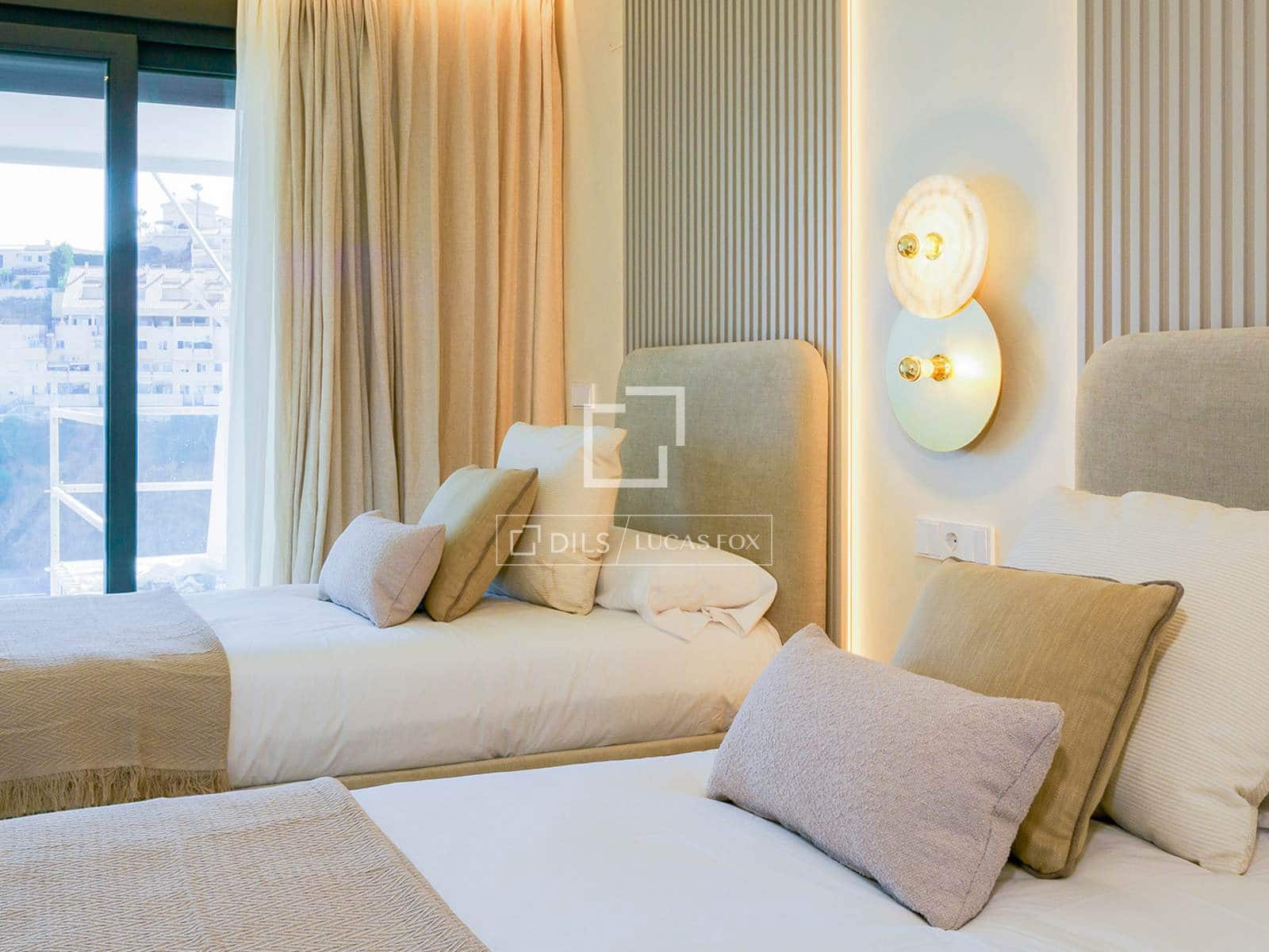 Chalet de 4 habitaciones en Fuengirola en venta con piscina garaje - 1.300.000 € (Ref: 9622894)