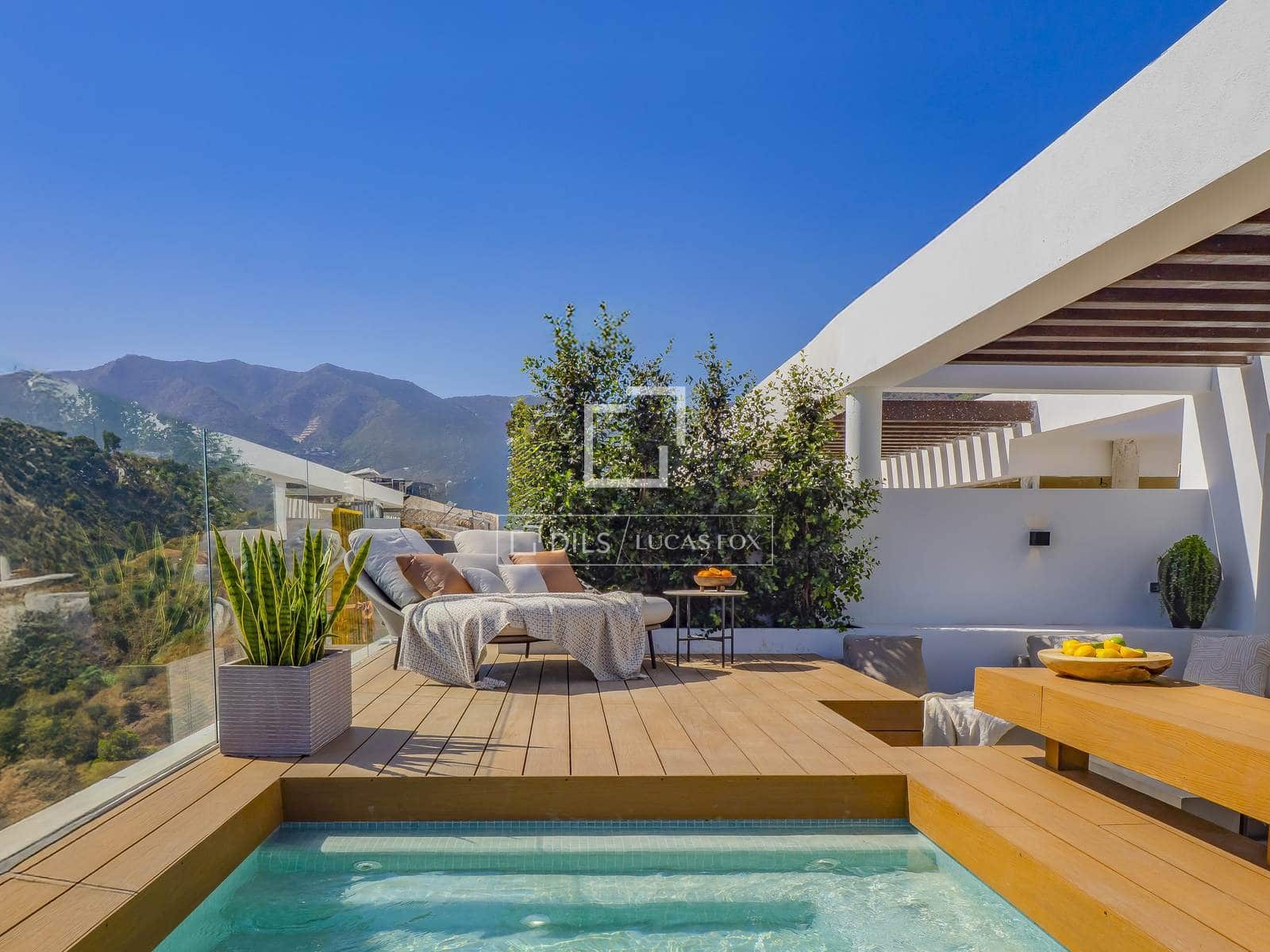 4 soverom Villa til salgs i Fuengirola med svømmebasseng garasje - € 1 325 000 (Ref: 9622898)