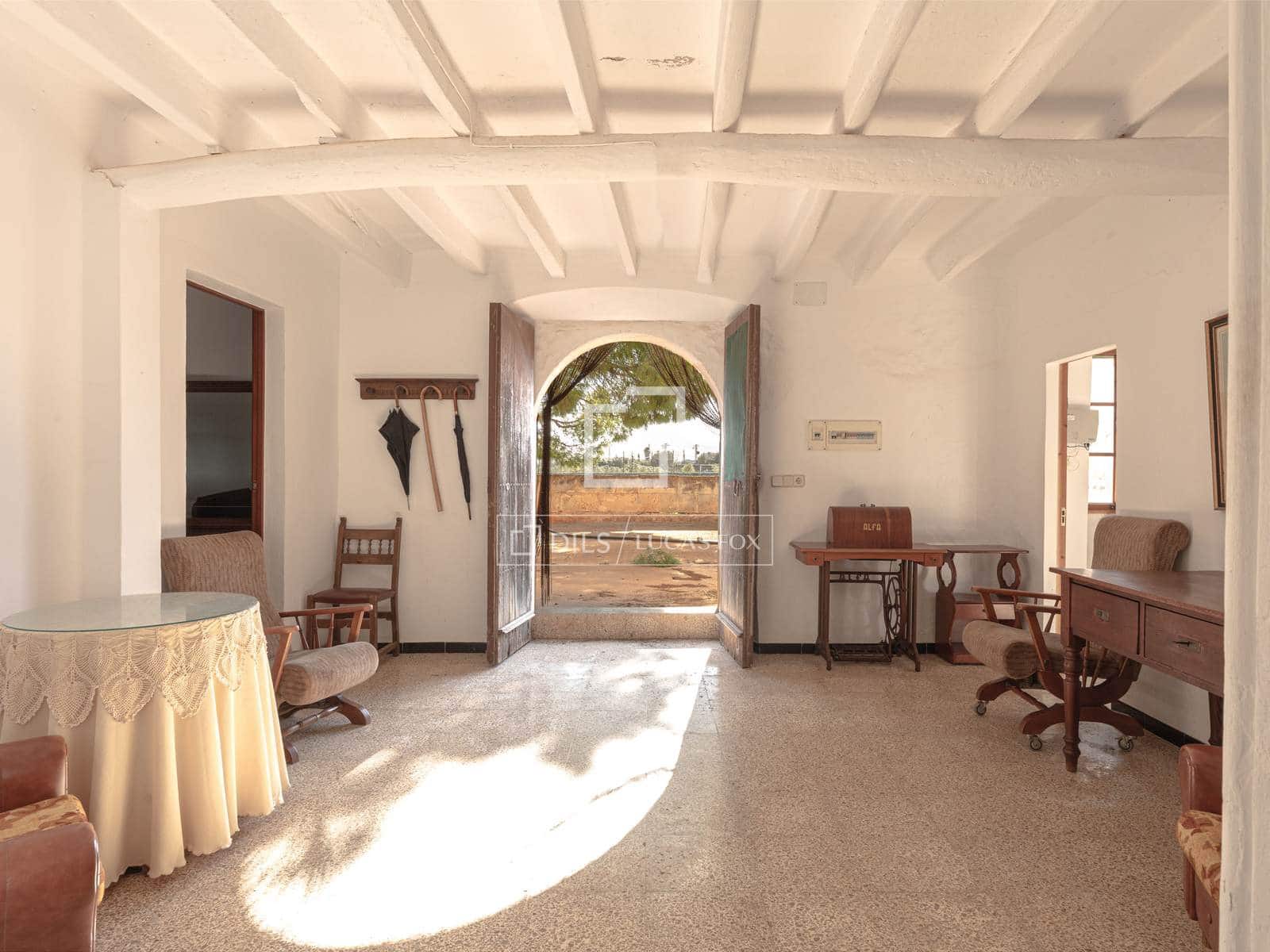 6 bedroom Finca/Country House for sale in Felanitx - € 750,000 (Ref: 9623196)