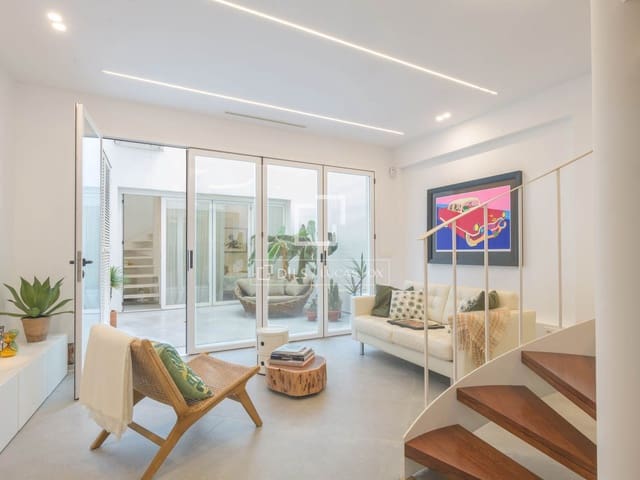 3 Zimmer Villa zu verkaufen in Málaga Stadt mit Pool - 995.000 € (Ref: 9623197)