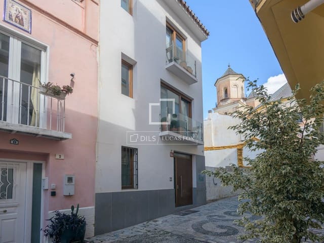 3 Zimmer Villa zu verkaufen in Málaga Stadt mit Pool - 995.000 € (Ref: 9623197)
