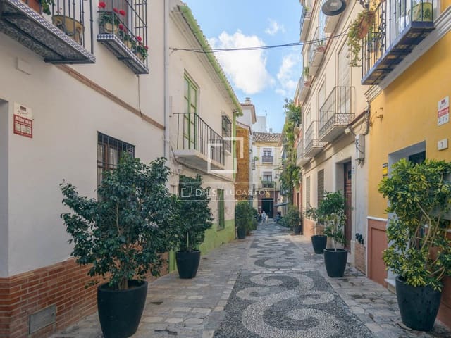 3 Zimmer Villa zu verkaufen in Málaga Stadt mit Pool - 995.000 € (Ref: 9623197)