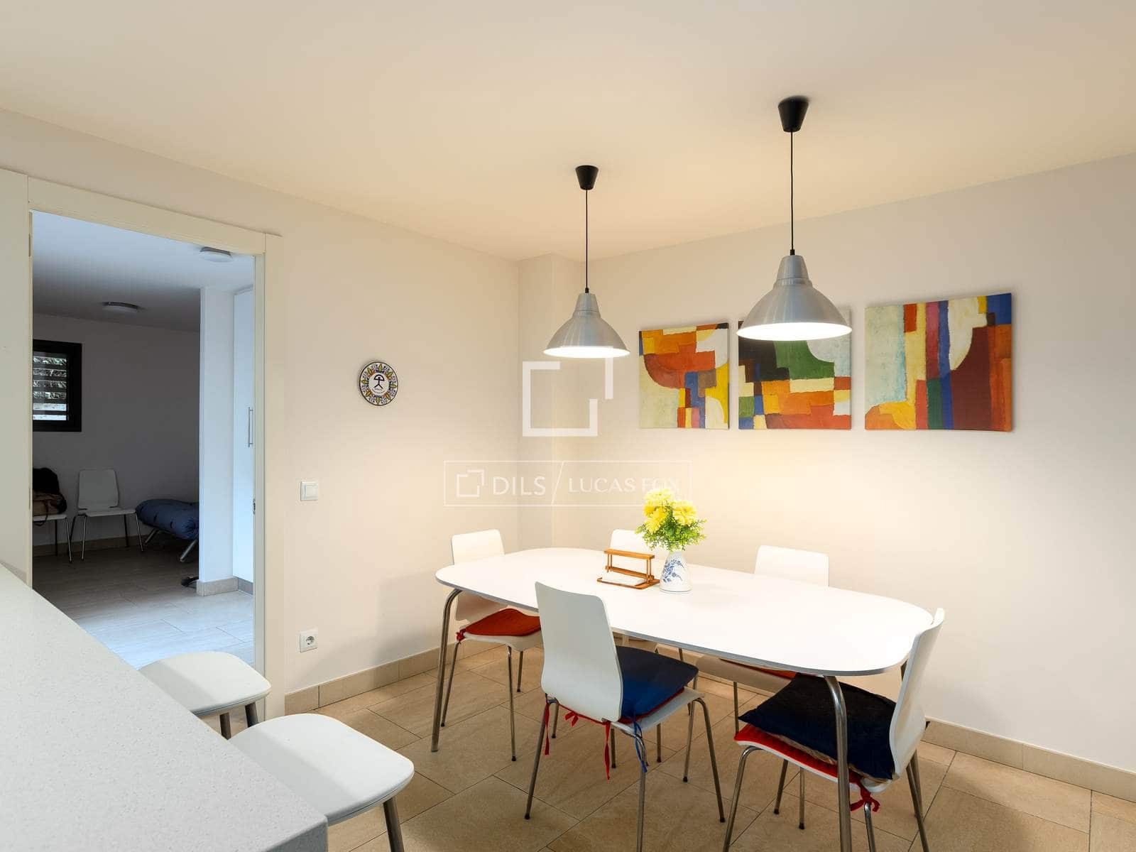 5 soverom Villa til salgs i Vallromanes med svømmebasseng garasje - € 1 095 000 (Ref: 9623198)