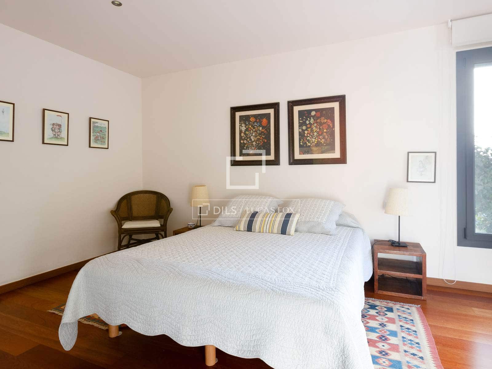 5 soverom Villa til salgs i Vallromanes med svømmebasseng garasje - € 1 095 000 (Ref: 9623198)