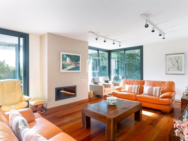 5 soverom Villa til salgs i Vallromanes med svømmebasseng garasje - € 1 095 000 (Ref: 9623198)